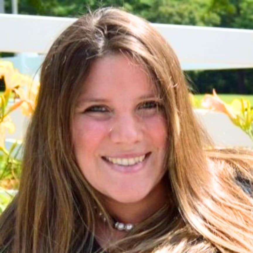 Dr. Gwendolyn K Deger